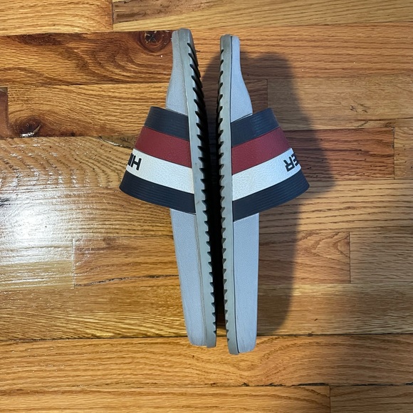 Tommy Hilfiger Slides - Picture 2 of 4